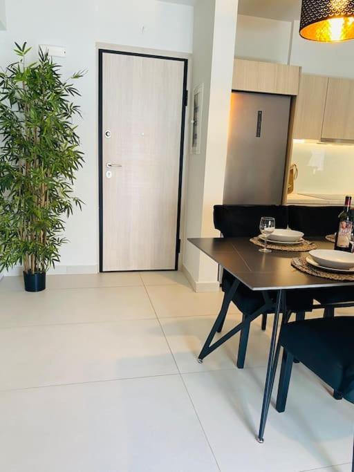 New 2Bd Aprt With Shared Rooftop Pool D3 Atenas Exterior foto